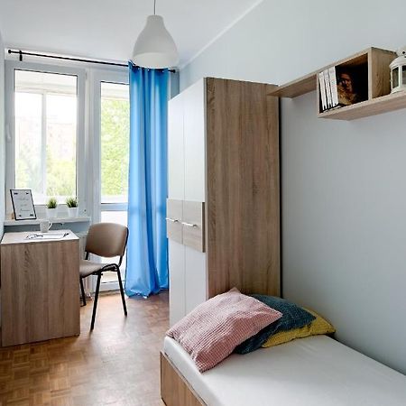 Krzywon 8 Rooms Varsovia Exterior foto