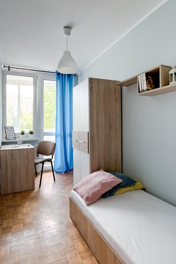 Krzywon 8 Rooms Varsovia Exterior foto