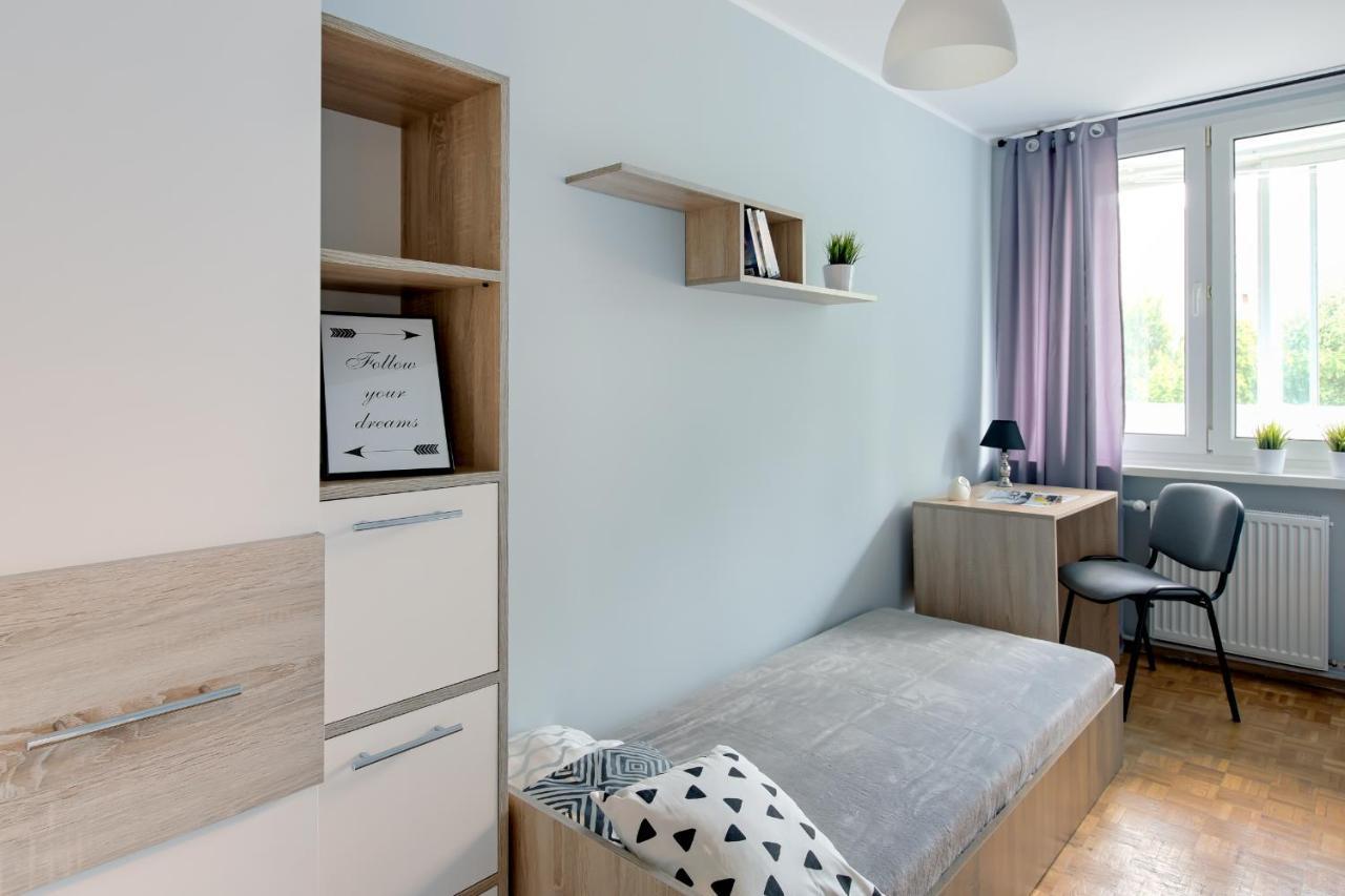 Krzywon 8 Rooms Varsovia Exterior foto