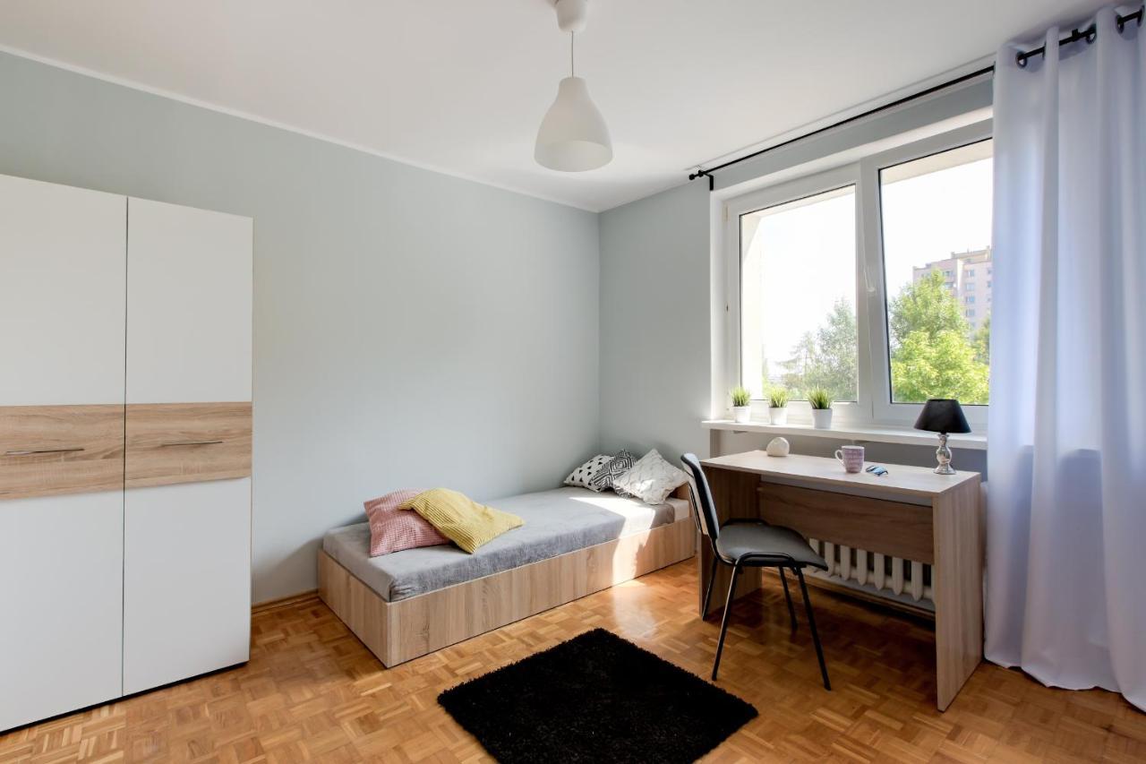 Krzywon 8 Rooms Varsovia Exterior foto